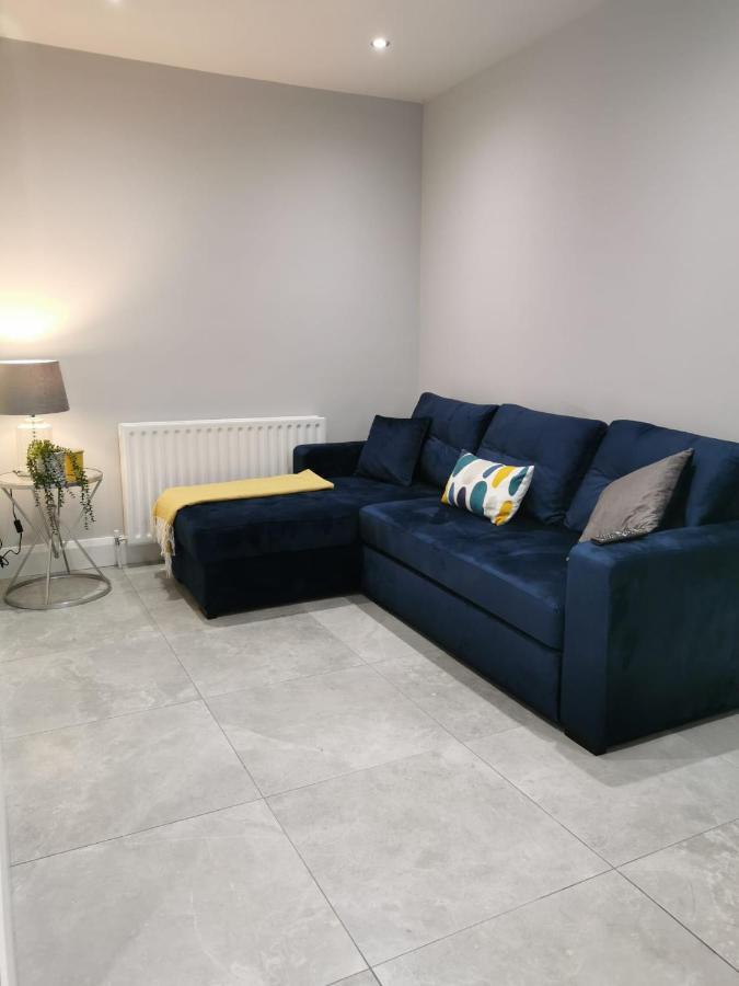 Modern 3-Bed Apartment In Magherafelt Sleeps 8 외부 사진